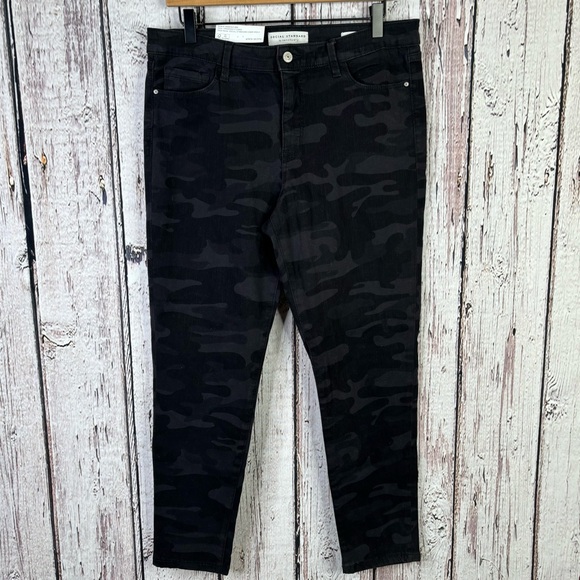 🏷️NWT Social Standard by Sanctuary Black Camo  Ankle Skinny Jeans Mid-Rise Sz 12 - Picture 1 of 15